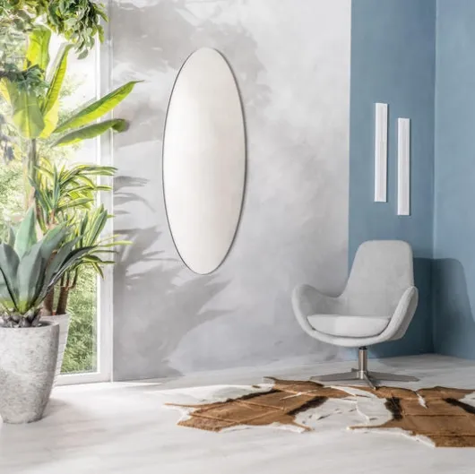 Specchio Cassandra con cornice in MDF color argento di Stones