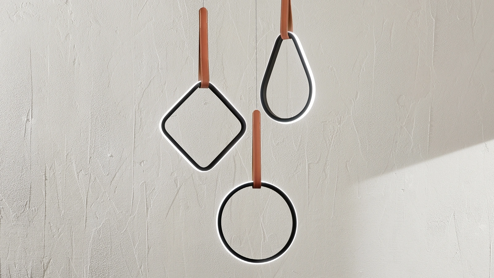 Lampada a sospensione in metallo ed ecopelle Regoli di Ondaluce