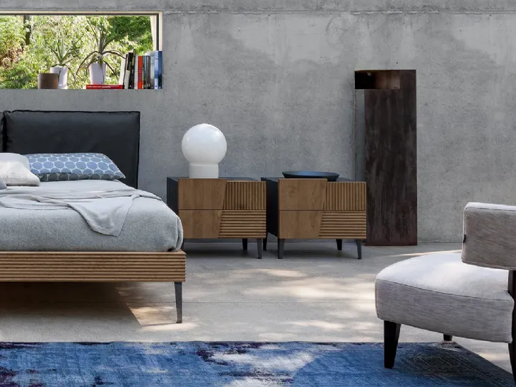 Comodino Design in Rovere massello di Devina Nais