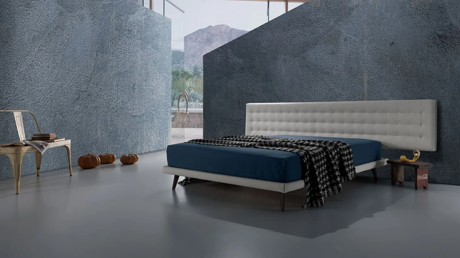 Letto matrimoniale con testiera importante in pelle trapuntata Twist Lersa 290 di Excò