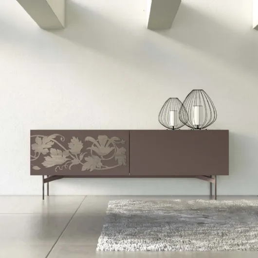Madia Bassorilievo 37 finitura legno di Quercia di Voltan