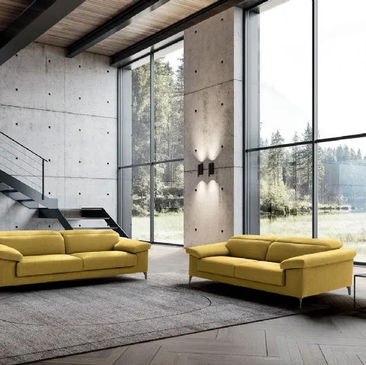 Divano relax con poggiatesta reclinabile e seduta allungabile lineare in tessuto All-In di Felis