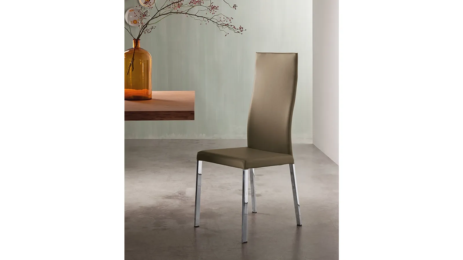 Sedia Denise Flex in pelle con schienale alto di Riflessi