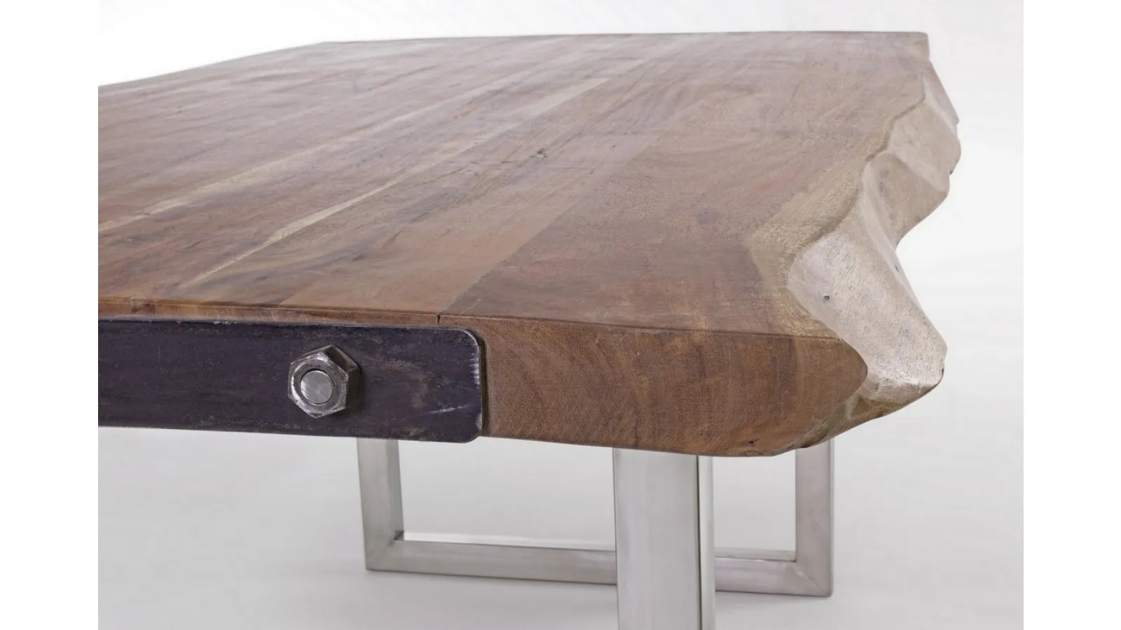 Tavolo in legno Osbert di Bizzotto