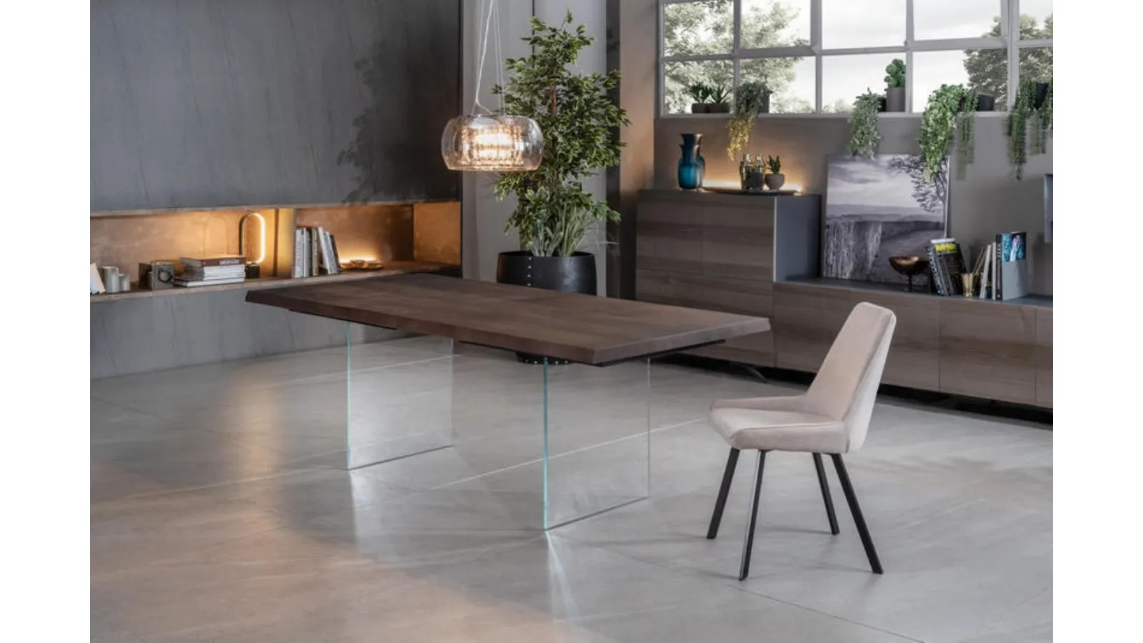 Tavolo allungabile con top in legno di pioppo e gambe in vetro temprato extratrasparente Snooker di Stones