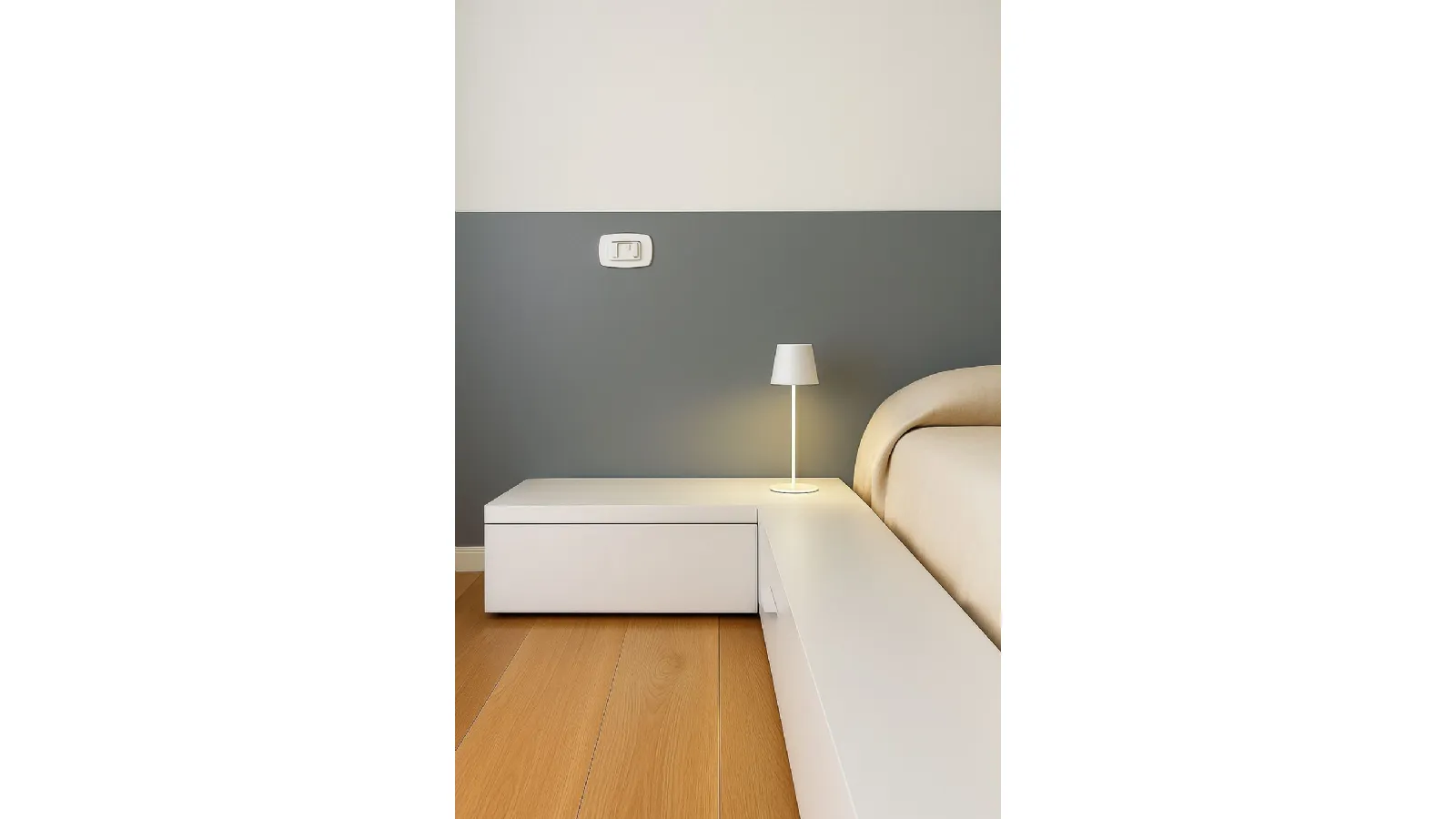 Versatilità e Stile: La Cameretta Evolutiva in Bianco e Azzurro Polvere