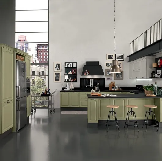 Cucina Classica con penisola Mida 06 in legno naturale Verde di Colombini Casa Artec