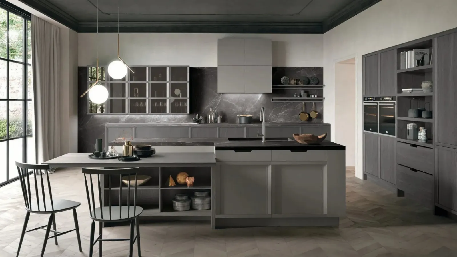 Cucina Classica con isola Newport v01 in laccato Grigio Piacenza e Frassino Grigio Pernice con top in finitura Pietra Grey levigato di Stosa