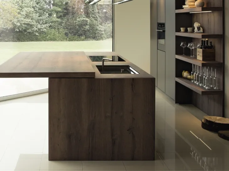 Cucina Design in laccato e legno con apertura con rientranza a gola Arka 03 di Maistri