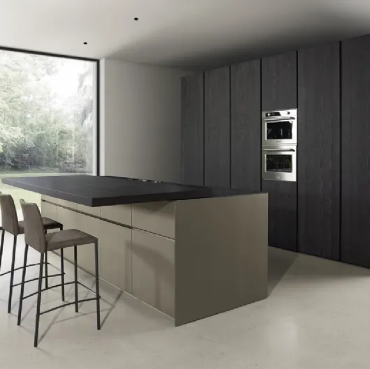 Cucina Design Giza in legno con isola di Maistri