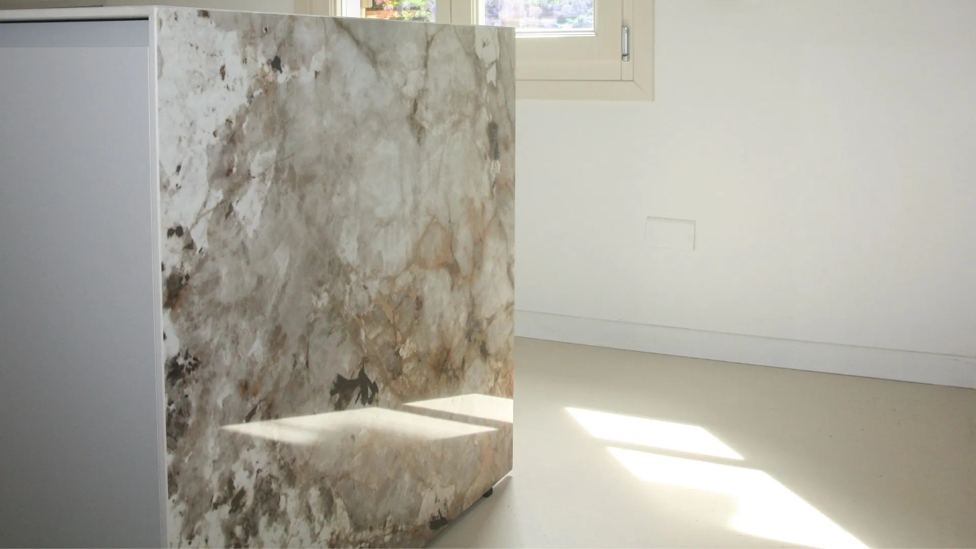 Un unico materiale, infiniti ambienti