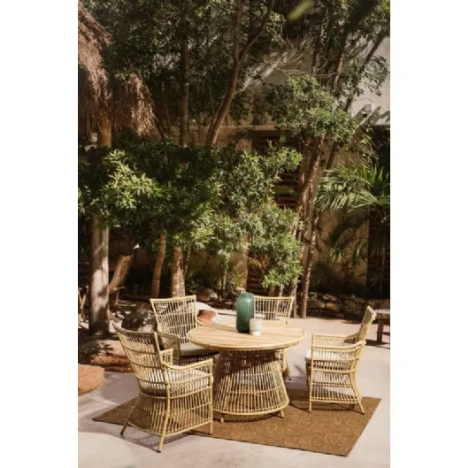Tavolo e Sedie in alluminio effetto rattan Adelma di Bizzotto