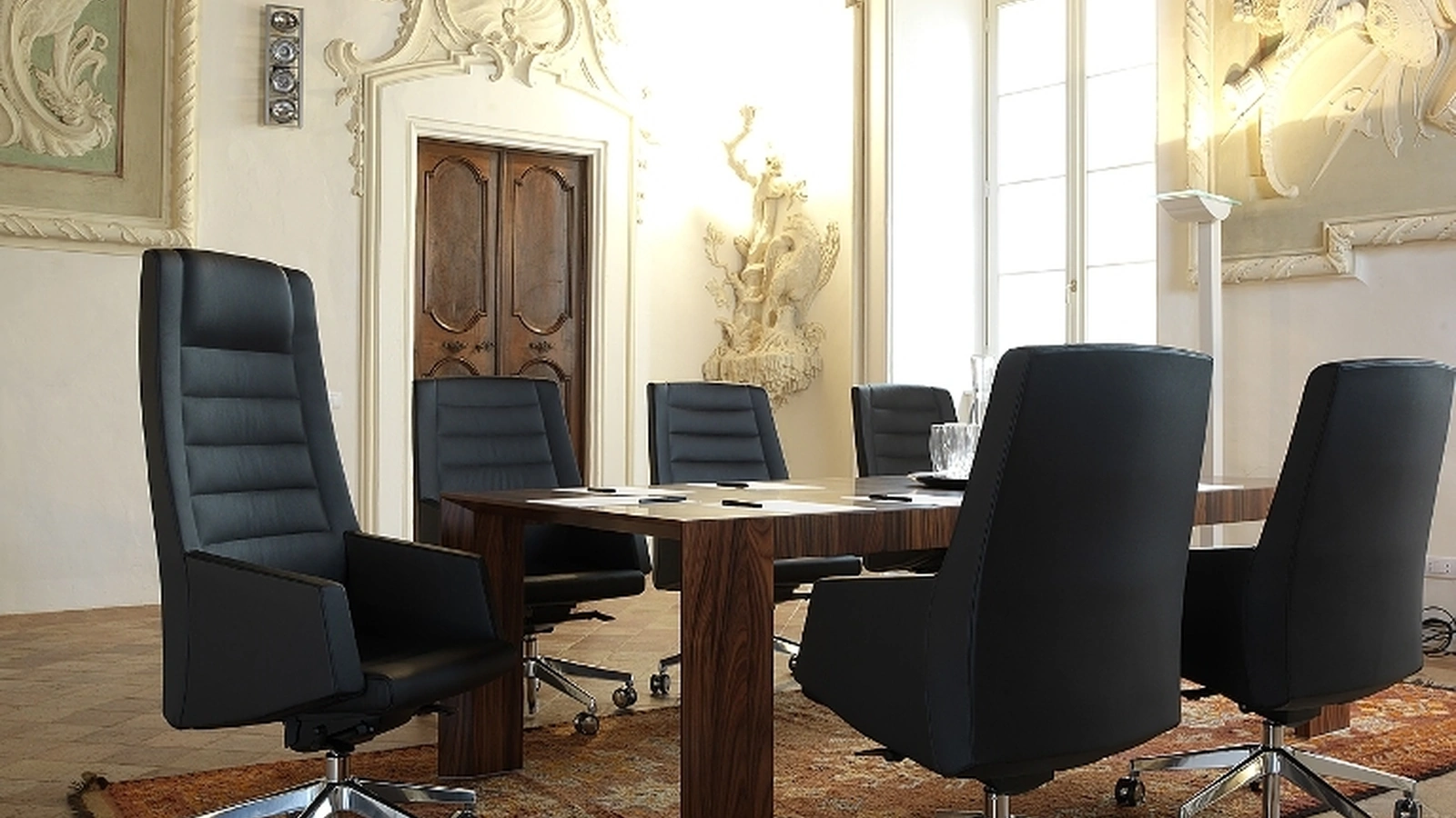 Poltrona Direzionale in tessuto imbottito Kamelia di Kastel